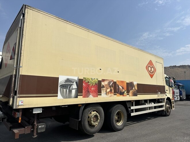Mercedes Axor 2533 2010, 515,000 km - 6.4 l - Bakı