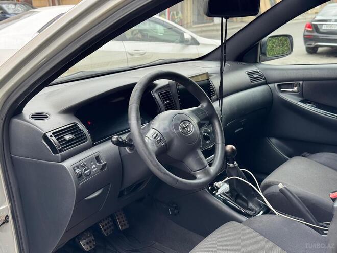 Toyota Corolla 2006, 268,000 km - 1.4 l - Bakı