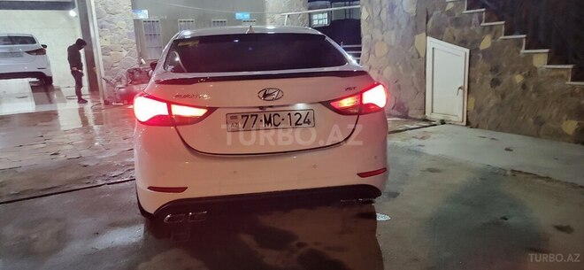 Hyundai Avante 2014, 270,000 km - 1.6 л - Bakı