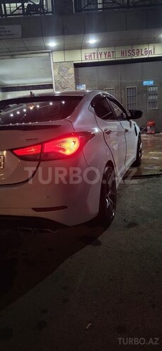 Hyundai Avante 2014, 270,000 km - 1.6 л - Bakı