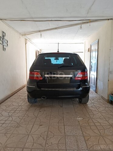 Mercedes B 180 2011, 260,000 km - 1.7 l - Bakı