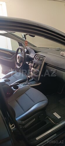 Mercedes B 180 2011, 260,000 km - 1.7 l - Bakı