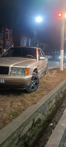 Mercedes 190 1992, 500,000 km - 2.0 л - Zaqatala
