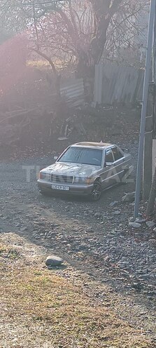 Mercedes 190 1992, 500,000 km - 2.0 л - Zaqatala