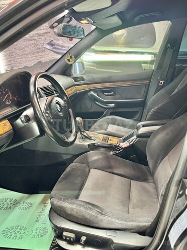 BMW 530 2001, 296,965 km - 3.0 л - Sumqayıt
