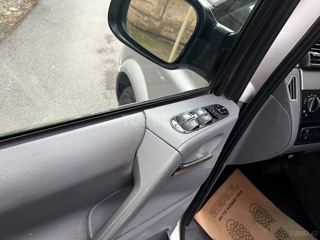 Mercedes Viano 2006, 346,000 km - 2.2 л - Bakı
