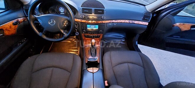 Mercedes E 270 2003, 348,078 km - 2.7 l - Quba