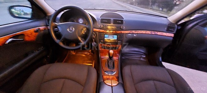 Mercedes E 270 2003, 348,078 km - 2.7 l - Quba