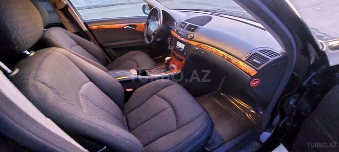 Mercedes E 270 2003, 348,078 km - 2.7 l - Quba