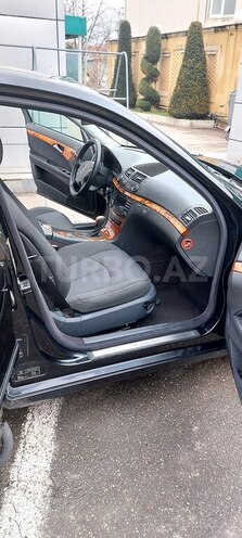 Mercedes E 270 2003, 348,078 km - 2.7 l - Quba