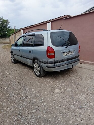 Opel Zafira 2001, 250,000 km - 2.2 л - Şabran