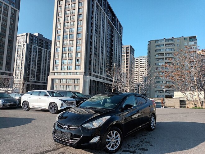 Hyundai Elantra 2013, 300,100 km - 1.8 l - Bakı