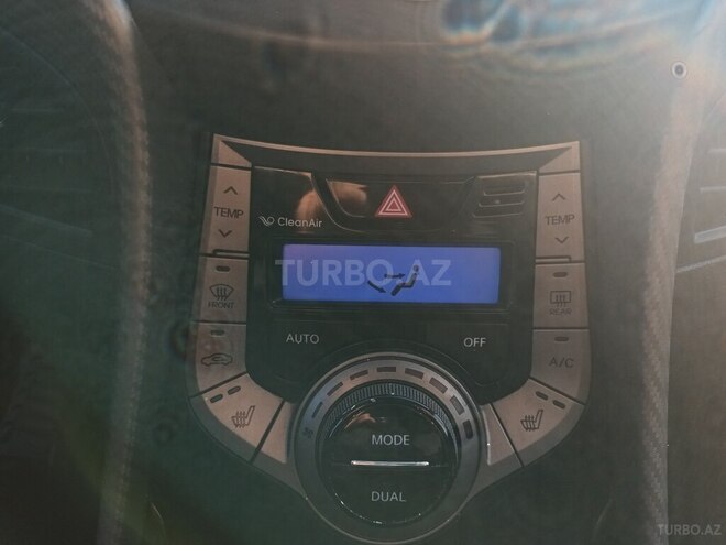 Hyundai Elantra 2013, 300,100 km - 1.8 l - Bakı