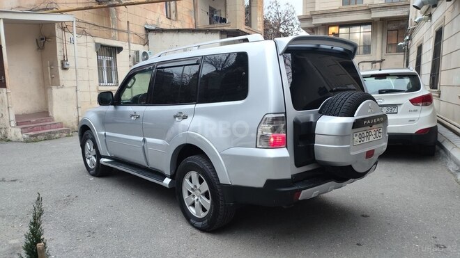 Mitsubishi Pajero 2008, 231,195 km - 3.0 l - Bakı