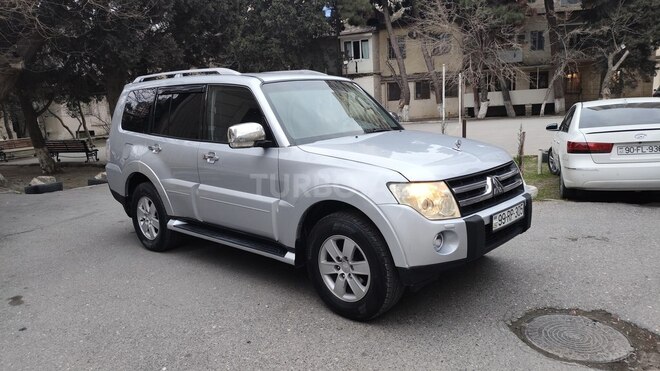 Mitsubishi Pajero 2008, 231,195 km - 3.0 l - Bakı