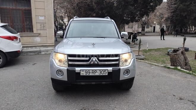 Mitsubishi Pajero 2008, 231,195 km - 3.0 l - Bakı