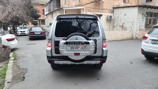 Mitsubishi Pajero 2008, 231,195 km - 3.0 l - Bakı