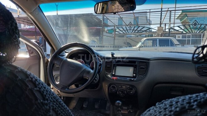 Kia Rio 2011, 375,000 km - 1.4 l - Gəncə