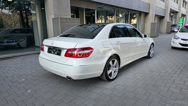 Mercedes E 350 2010, 1,600 km - 3.5 l - Bakı