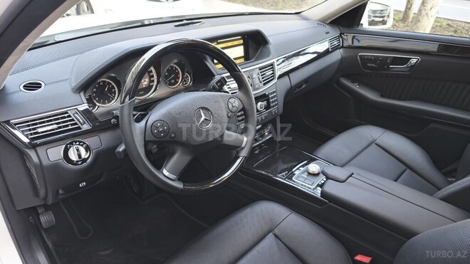 Mercedes E 350 2010, 1,600 km - 3.5 l - Bakı
