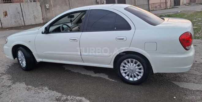 Nissan Sunny 2010, 182,000 km - 1.6 l - Bakı