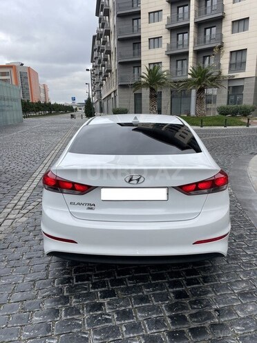 Hyundai Elantra 2017, 97,000 km - 2.0 l - Bakı