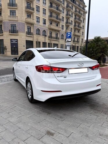Hyundai Elantra 2017, 97,000 km - 2.0 l - Bakı