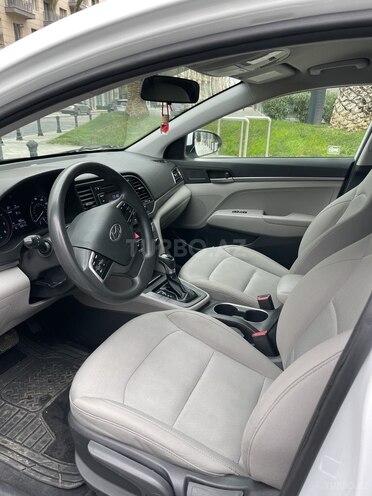 Hyundai Elantra 2017, 97,000 km - 2.0 l - Bakı