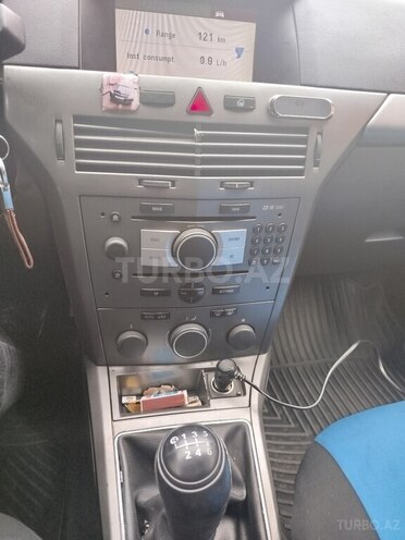 Opel Astra 2006, 300,000 km - 1.3 л - Xırdalan
