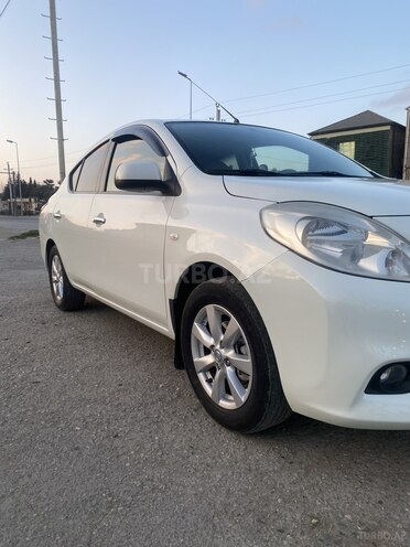 Nissan Sunny 2012, 220,000 km - 1.5 l - Bakı