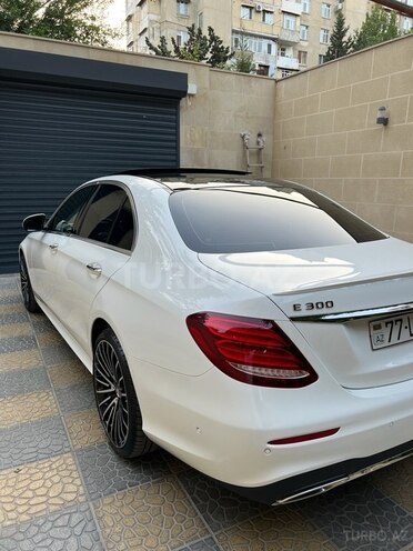 Mercedes E 300 2018, 26,800 km - 2.0 l - Bakı