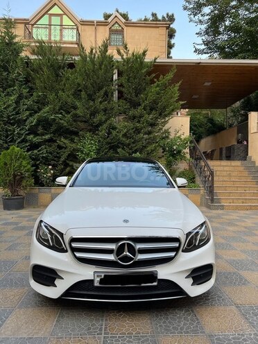 Mercedes E 300 2018, 26,800 km - 2.0 l - Bakı