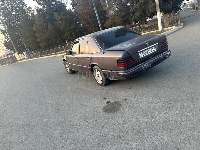 Mercedes E 200 d 1993, 345,799 km - 2.0 л - Gəncə