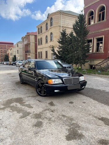 Mercedes C 230 1998, 255,000 km - 2.3 l - Bakı