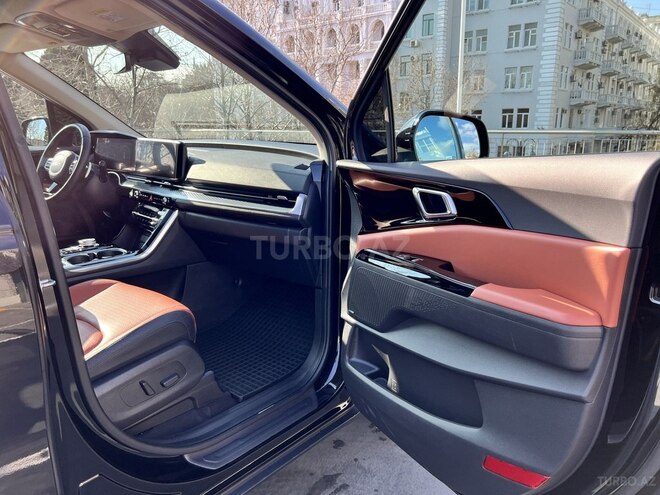 Kia Carnival-10