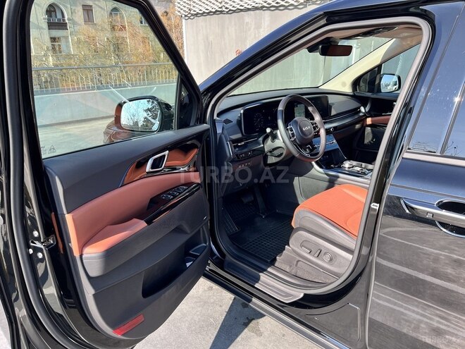 Kia Carnival-9