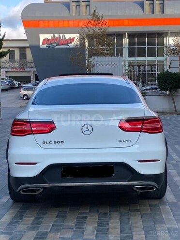 Mercedes GLC 300 4MATIC Coupe 2019, 85,000 km - 2.0 l - Bakı