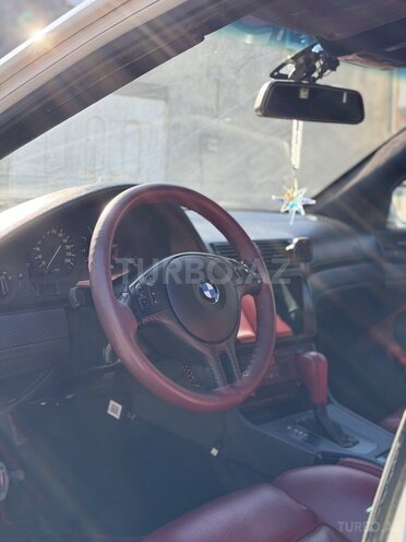 BMW 523 1999, 500,000 km - 2.5 l - Göyçay