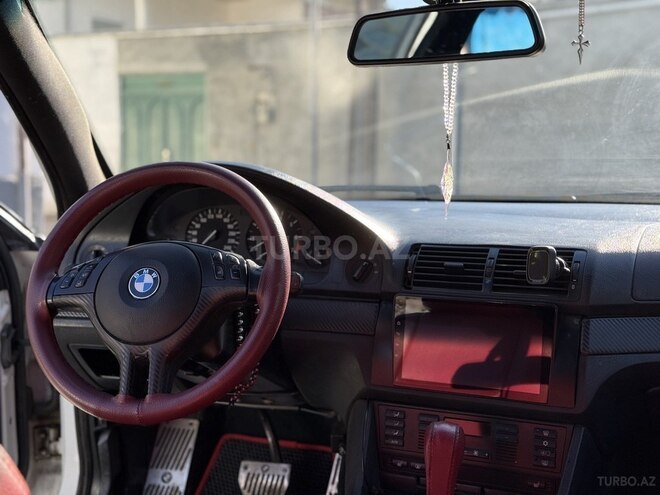 BMW 523 1999, 500,000 km - 2.5 l - Göyçay