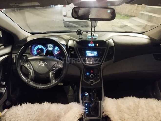 Hyundai Elantra 2015, 225,308 km - 1.8 l - Bakı