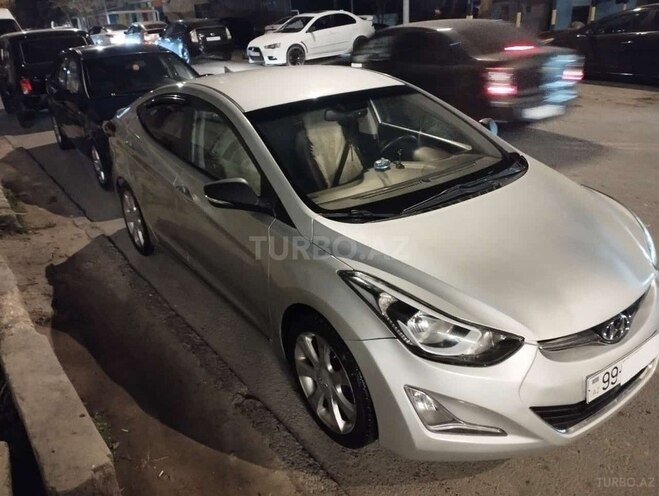 Hyundai Elantra 2015, 225,308 km - 1.8 l - Bakı