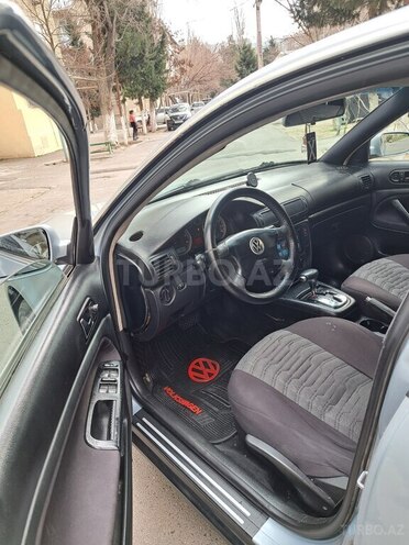 Volkswagen Passat 2003, 385,665 km - 1.8 l - Sumqayıt