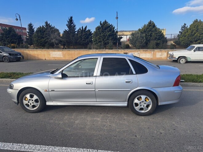 Opel Vectra 2000, 150,000 km - 1.8 l - Bakı