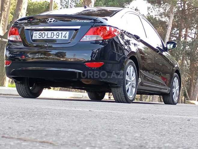 Hyundai Accent-8