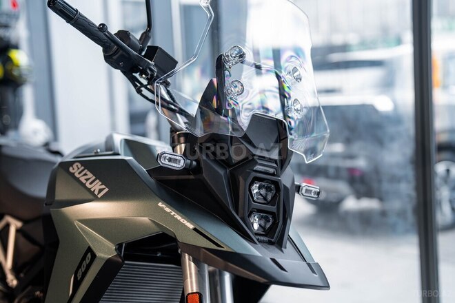 Suzuki V-Strom 800 RQ-3