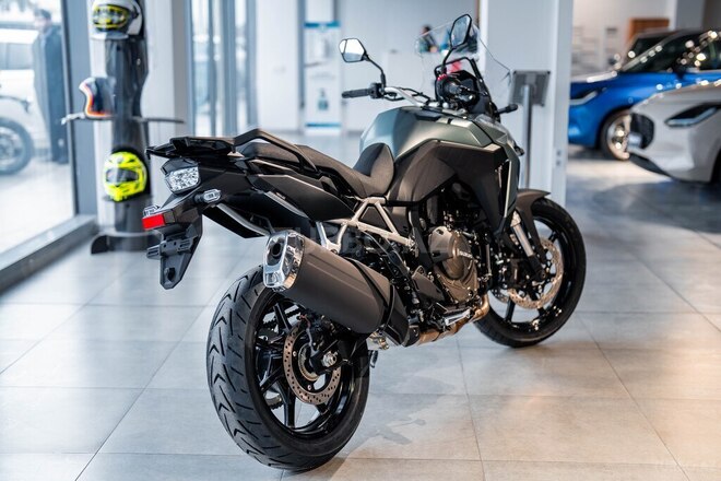Suzuki V-Strom 800 RQ-5