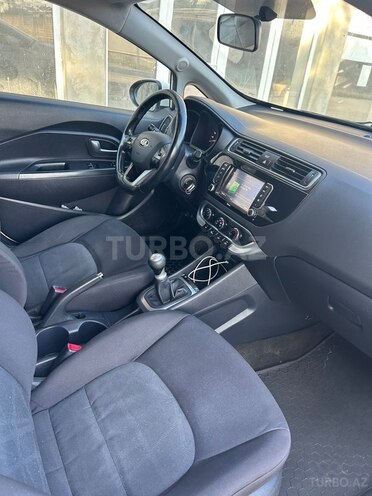 Kia Rio 2016, 130,000 km - 1.3 l - Bakı