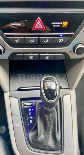 Hyundai Elantra 2017, 79,500 km - 2.0 l - Bakı