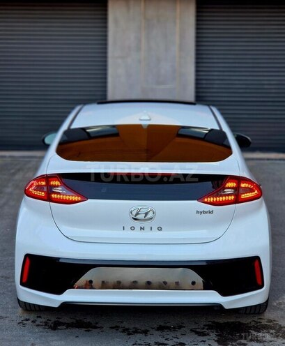Hyundai IONIQ-6