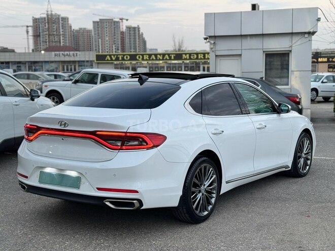 Hyundai Grandeur-6